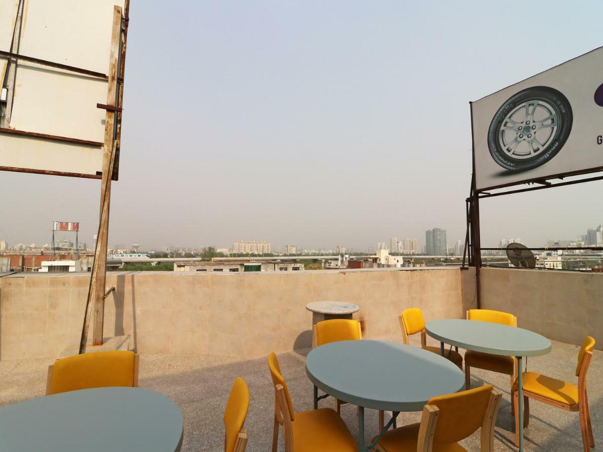 Ace Prime Hotel Грейтър Нойда Екстериор снимка